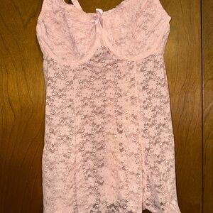 Chic Lace Babydoll Chemise in Soft Pink